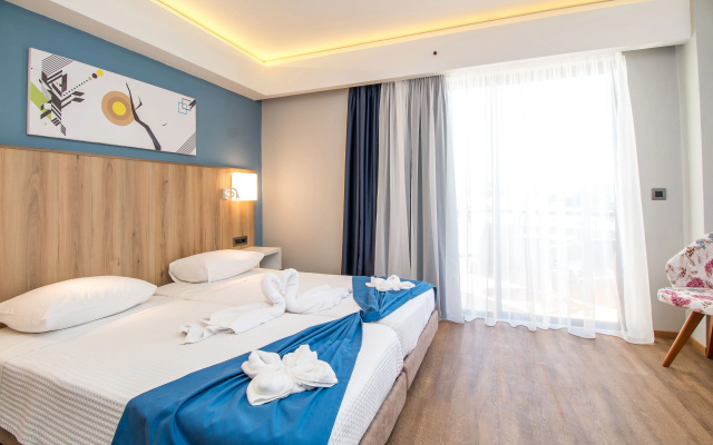 Sunny Days Hotel