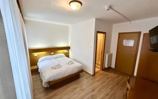 Hotel Ferrari