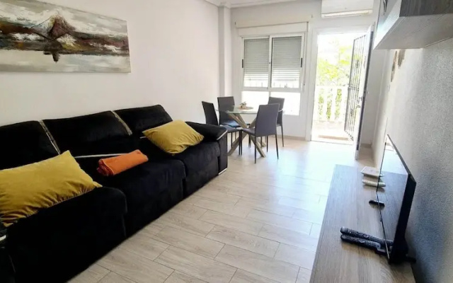 Home Near Beach & Shops