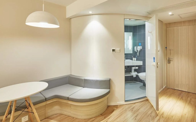 Hanting Express Beijing Jishuitan