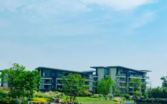 Emeishan Gaoqiao Li YinQi Pastoral Resort