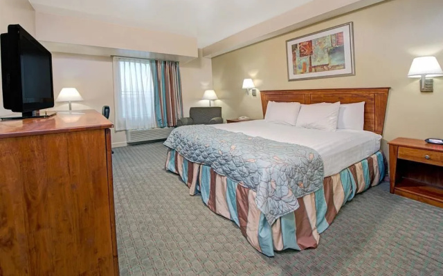 Days Inn by Wyndham Downtown St. Louis