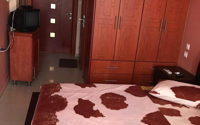 Maria Lux Room
