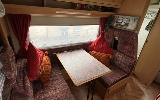 Motorhome in Hinckley- Sleeps 3- Pet Friendly