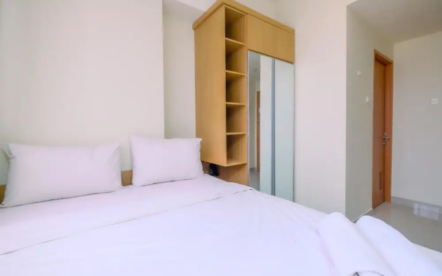 Good Choice And Strategic 2Br Without Living Room Evenciio Apartment