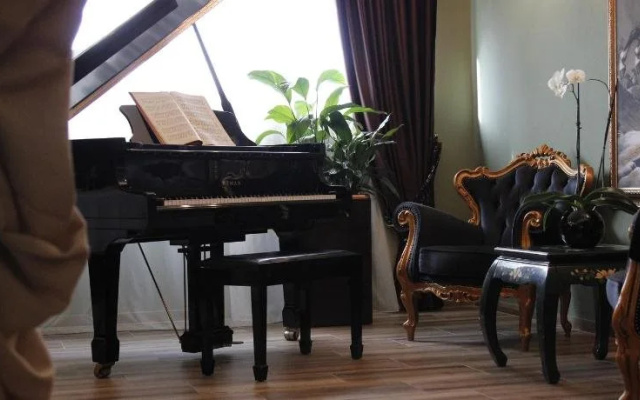 Hotel Opera Jaz