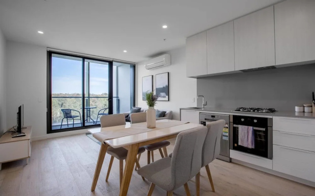 Simple And Cozy Apartment In Parkville