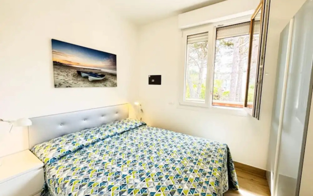 Comfy Apartment With Balcony