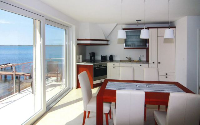 Seeadler holiday apartment in the ferry house, Vieregge