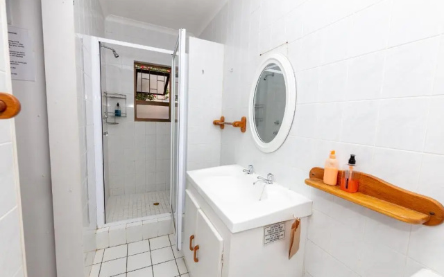 Nothando Backpackers Lodge