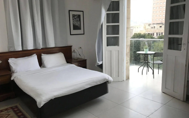 Eden Hotel