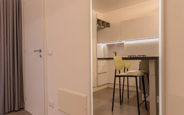 En..Suite (Adults Only)