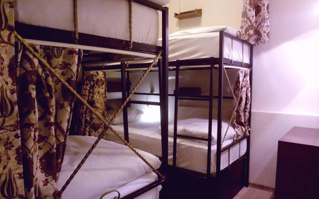 Stanpoli Hotel