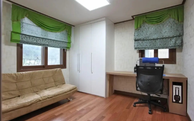 Platy Pension