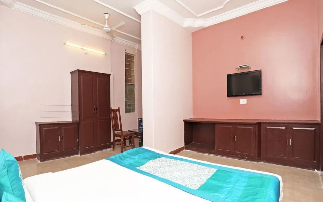 OYO 9852 Leela Villas Guest House