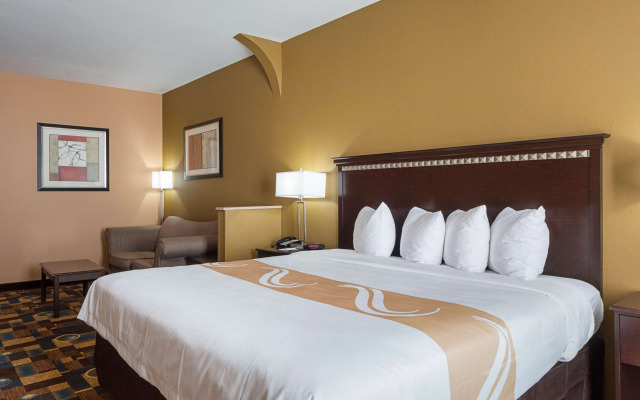 Quality Inn & Suites Buda