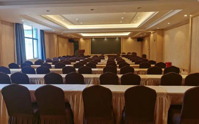 Vienna International Hotel (Shenzhen Vocational College Branch)