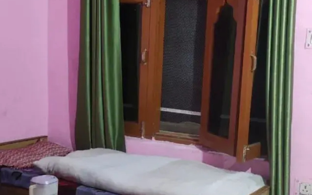 Goroomgo Shiv Kailash Barkot