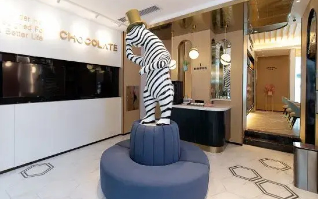 Chocolate Hotel