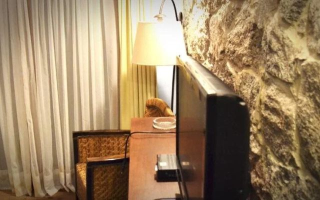 Bemar Carmelo Hotel
