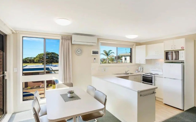 Surfside Holiday Apartments