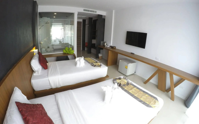 Phoenix Grand Hotel