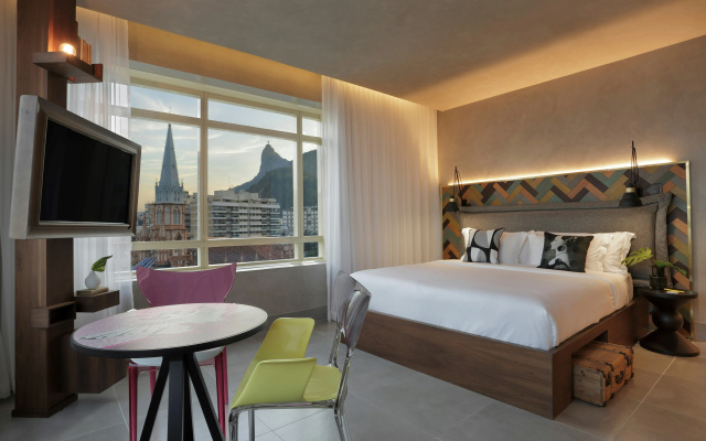 Yoo2 Rio de Janeiro, Tapestry Collection by Hilton