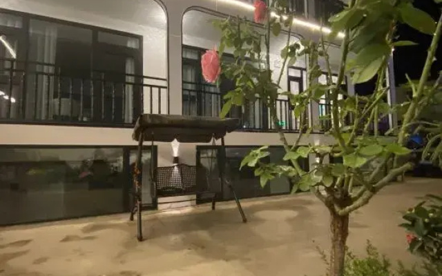 Yaxin Meina | Serene Courtyard Boutique Stay (Nalati Scenic Area)