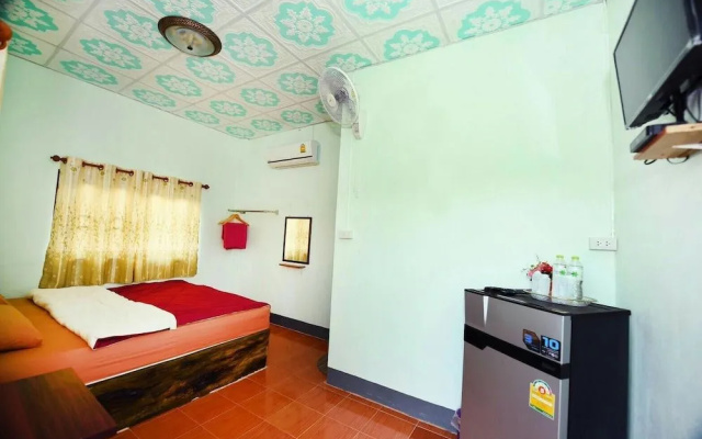 Phu Chaem House