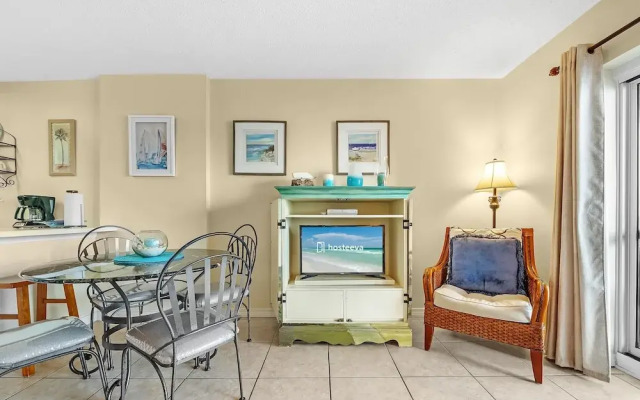 Royal Palms 603