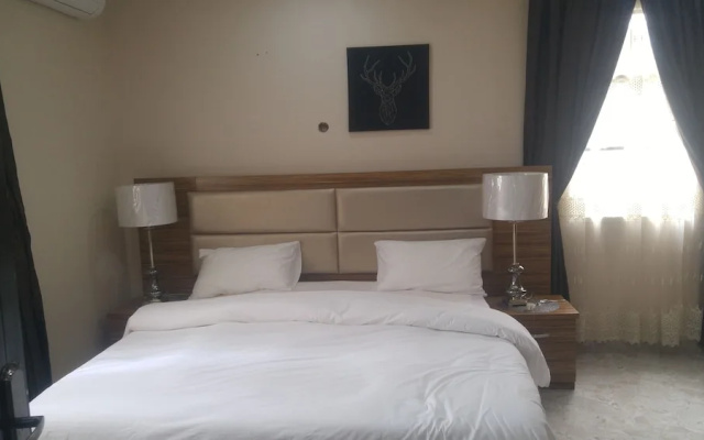Marshall Hotel Apartments