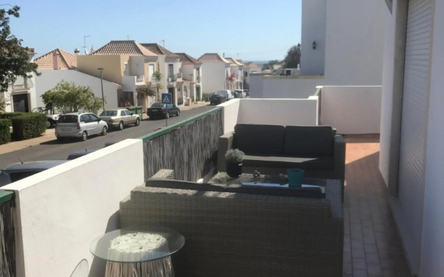 Tavira center - two bedroom with balcony