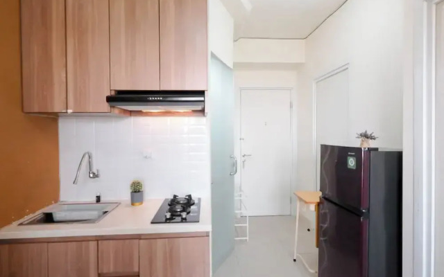 Neutral Tone 2Br At Green Pramuka City Apartment