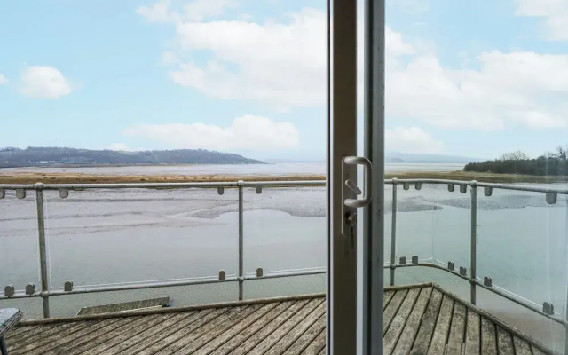 Harbour Apartment