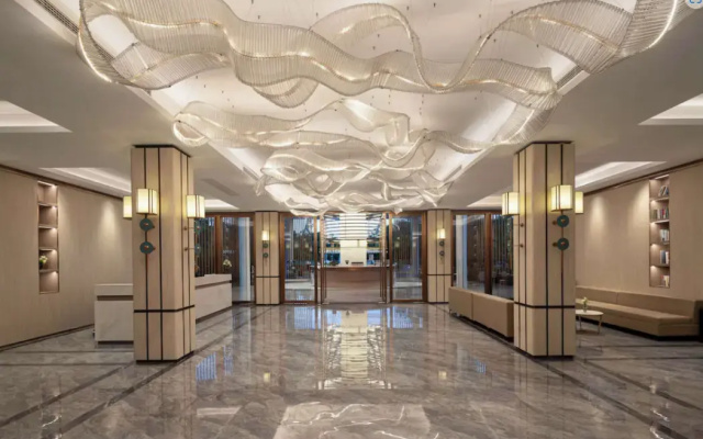 Days Hotel By Wyndham Xishuangbanna Jinghong