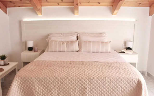 Comfy Loft at Regina Apartments