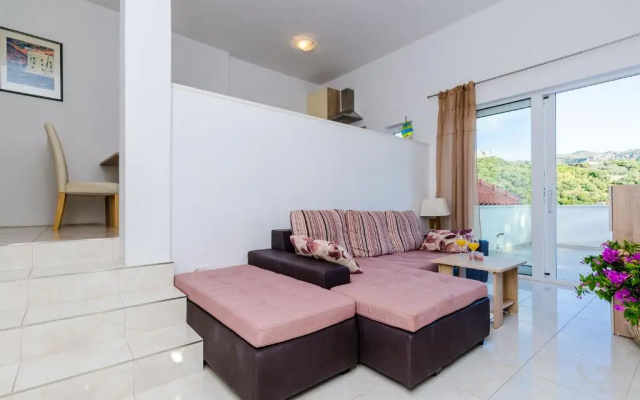 Apartment Maurora