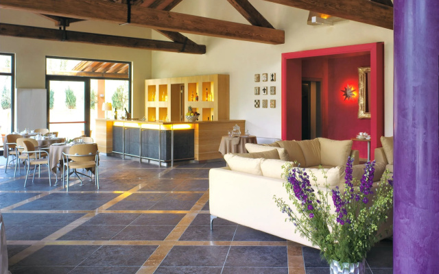 Meridiana Country Hotel