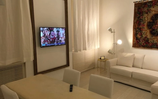 Spanish Steps House
