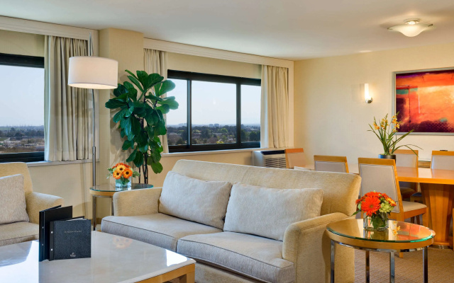 Hilton San Francisco Airport Bayfront