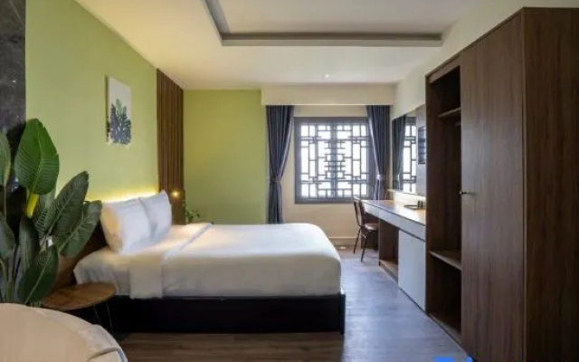 La Phan Huy Ich Hotel