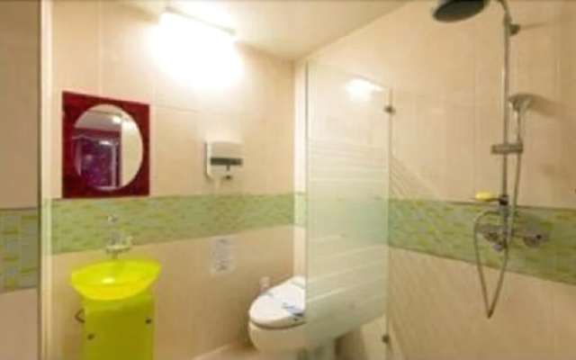 Lavichi Hotel