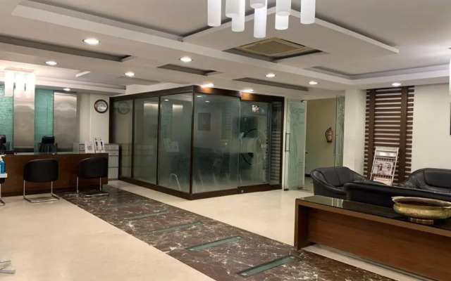Hotel Sandesh Kingston