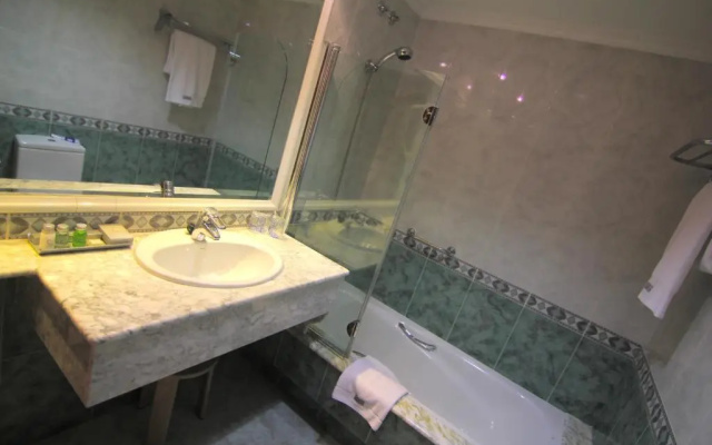 Hotel Carrís Almirante