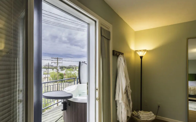 Tremont Townhouse