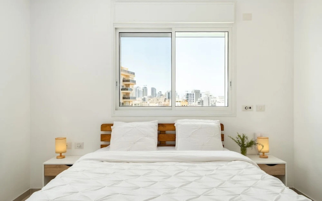 MAMAD - Sea Breeze Netanya Retreat by Sea N Rent