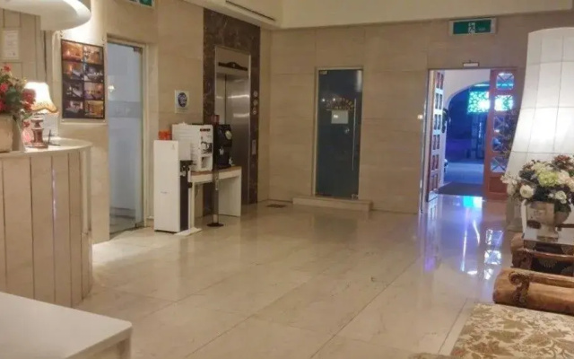 Meridien Hotel