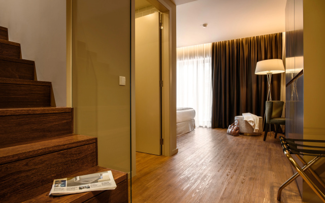 Dorma Almada Porto