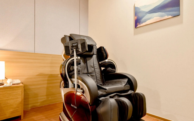 BLANC Business Hotel