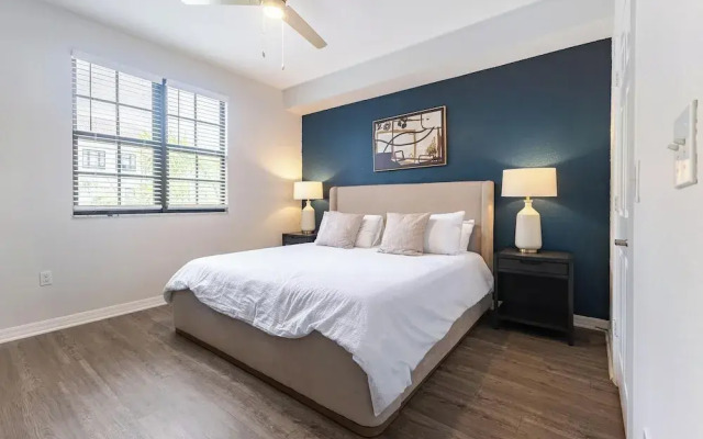 Landing Furnished Apartments at Miramar Town Center